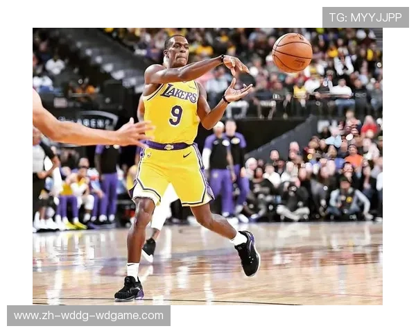 隆多在季后赛中的组织表现屡次成为关键战术环节